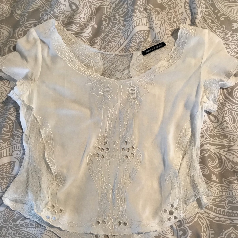 Women’s white and lace top